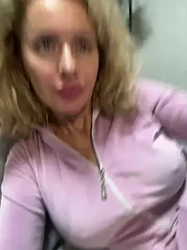 Tania201243 - Show tits♥️