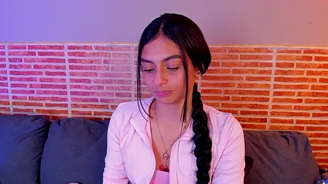 Lilith_petit_ - blowjob + saliva ❤️