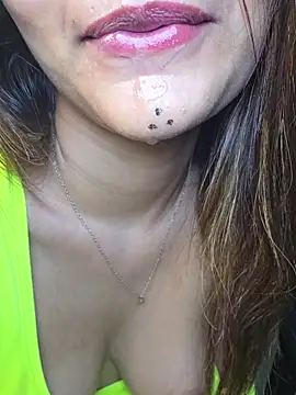 Amelia4U - Show ass n spank 20X
