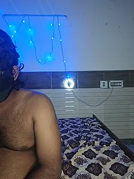Fantacycouples - Nipple pinch 2 min