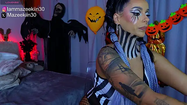 Iammazeekiin30 - Cum show