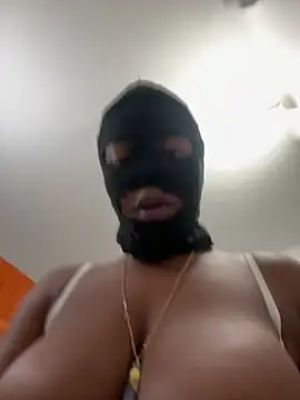 MlleDiorr - Twerk fiak fiak🥵🍆💦🍑