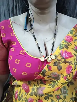 Bhuvana_555 - Boobs on honey