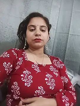 Lovely-girl99 - Full body massage with oil 🫦🫦💦🦵🏻😋