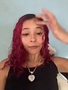 Littlehoney00 - Bem gostosa com consolo 🤤