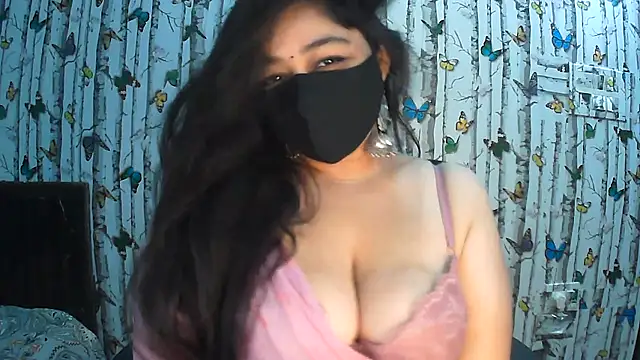 Yoursnandini8 - Cream on boobs