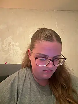 CurvyPaar2 - Show Pussy & 2 Videos