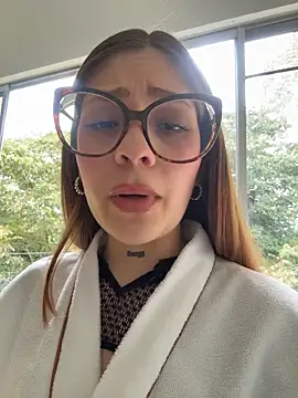 ZaraCarterX - MISSIONARY FUCK + DOMI PLAY TILL SQUIRT