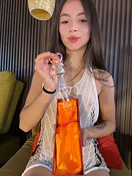 Chanel_Win - sexy dance without clothes x5min