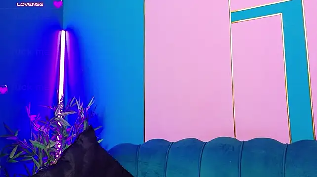 AriannaSins - 🎯Boobs bounce in your face