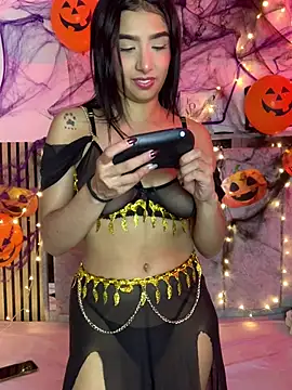 Miss_carly - suck tits