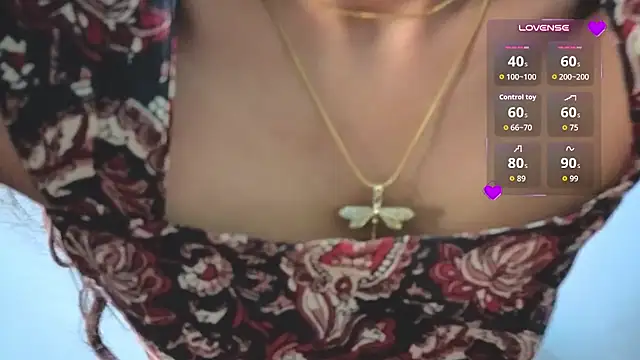 Mallu_Kalyani - Ice on pussy