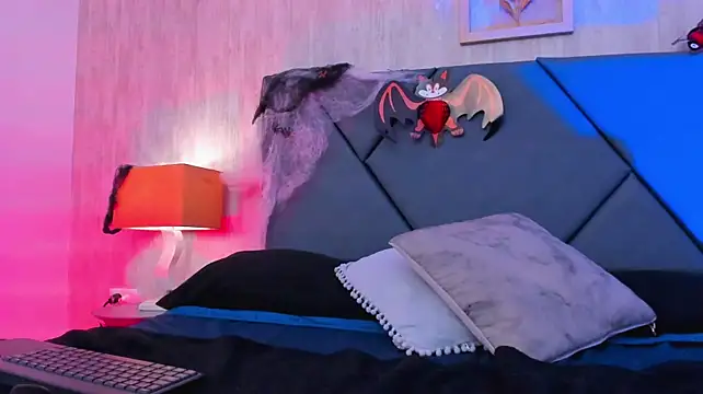 Lunaira_Deep - Oil in my ass