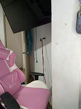 Angelinadreamss - PLAYING WITH MY CREAMY PUSSY