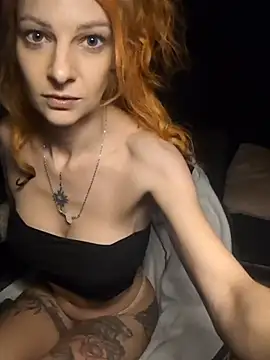 FreyaFucksFans - 👉 FINGER IN ASS DEEP SUCK+VID 4 LT