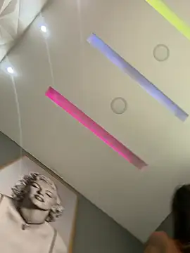 Moranguinh_24 - Leitinho na boca com anal