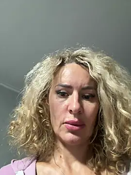 Tania201243 - Show tits♥️