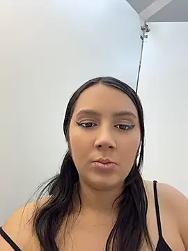 Hotamanda01 - Boobs show stranger
