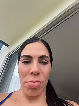 Valecruz903 - Naked/ clap/twerk 🍑💦🔥