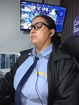 Cute_Penelope - Sucking tits+spitting them out in work🤫shh