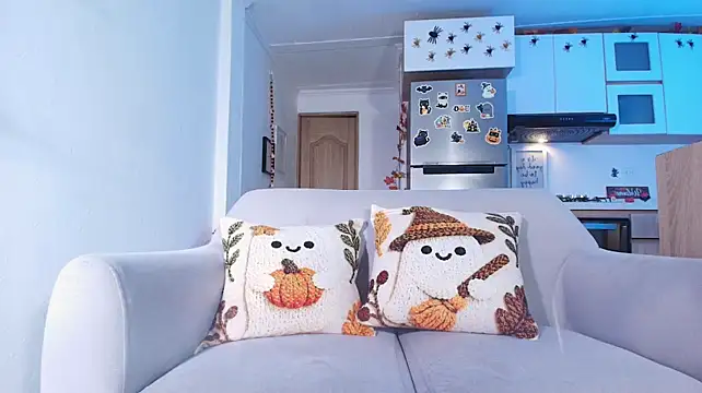 DannaHyde - Squats on your cock and oil ass 🍑🥵🥵