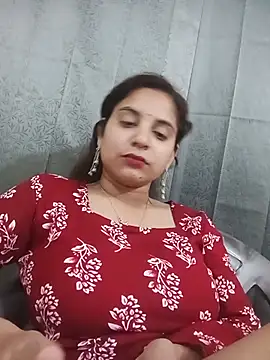 Lovely-girl99 - Full body massage with oil 🫦🫦💦🦵🏻😋