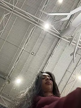 BellaTous - Make me wet