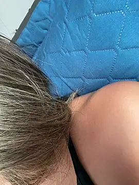 Moranguinh_24 - Leitinho na boca com anal