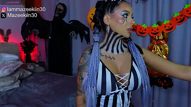 Iammazeekiin30 - Cum show