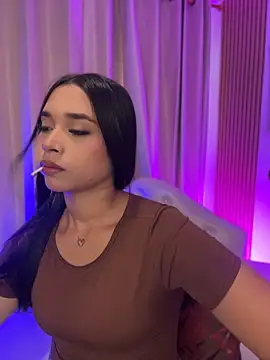 KiaraVixenn - spit Tits