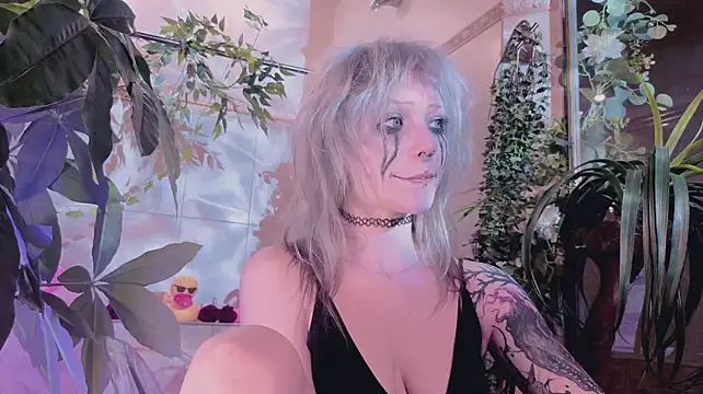 EffieRay - Cream wet boobs