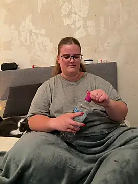 CurvyPaar2 - Show Pussy & 2 Videos