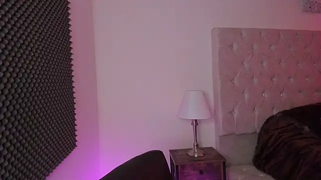 AbbyAndChris2 - Play with us-FACIAL TIME