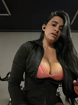 RoseOnYou - NAKED👀PLUG ZOOM🥵👀FUCK HARD💦😈