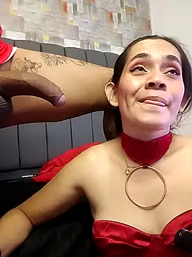 Loving_couple__ - showof feet