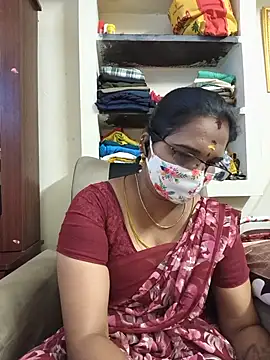 Tamilyazhini19