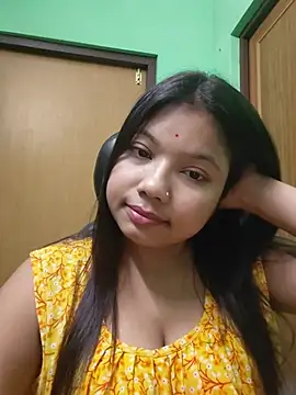 Redchery - Show nude dance with milk