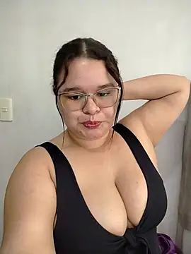 Megan_Pallmer - Controlling the Lush 2
