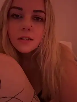 Lisaxtra - Show boobs 🍒