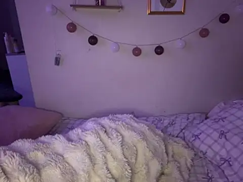 MielBTBF - STRIPTEASE