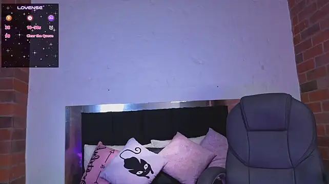 Dark__nymph - stick tongue out + flash tits💕💦