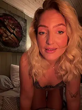 Cutenorax - Flash tits🍒