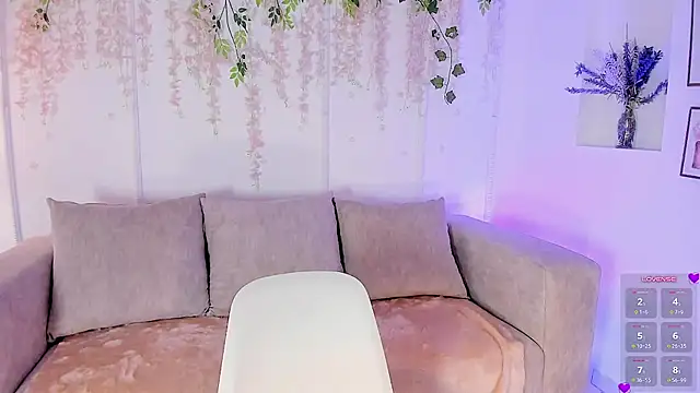 Valka_wolfe - 🍑Spanking the butt with a whip x7