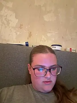CurvyPaar2 - Show Pussy & 2 Videos