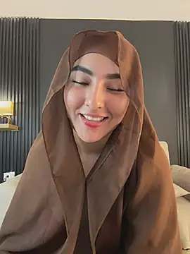 Malika_Noor - control toy 3 min