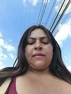 OUTDOORS_VELEN - Fingers pussy in public 🍒😈
