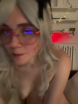Hilda_Valentine - Lush Link (1 min)