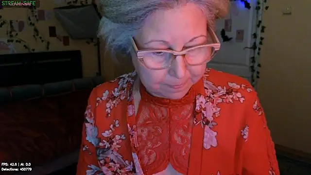 Wane_Witch - ASMR with a candle