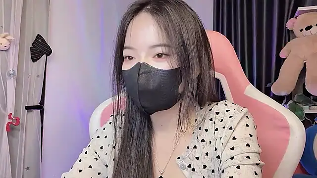 Julie_Ulie - Mục tiêu hôm nay là có ANH YÊU 💋💋💋