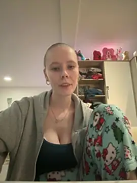 JanaLady - Massage Boobs in Bra 😩